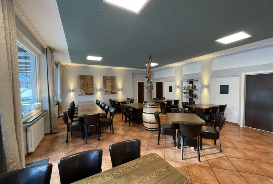 Engelskirchen / Loope , Ladenlokal, Gastronomie mieten oder kaufen