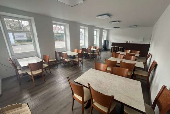 Giengen Bahnhofstr., Ladenlokal, Gastronomie mieten oder kaufen