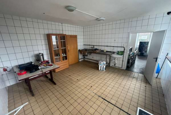 Giengen Bahnhofstr., Ladenlokal, Gastronomie mieten oder kaufen