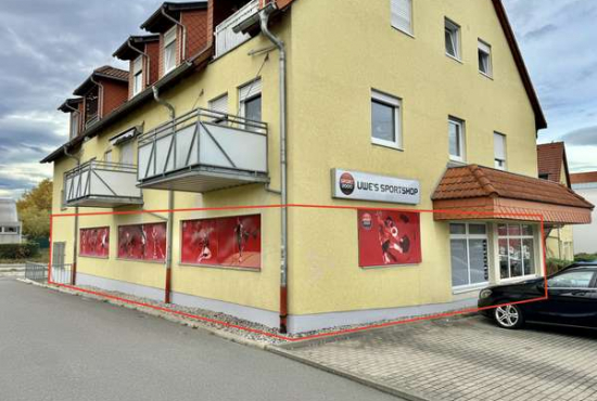 Pößneck Naßäckerstraße, Ladenlokal, Gastronomie mieten oder kaufen